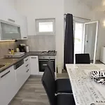 Zorana Rogoznica (Sibenik-Knin)