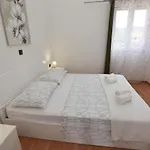 Apartamento Zorana Rogoznica (Sibenik-Knin)