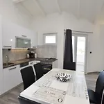 Zorana Rogoznica (Sibenik-Knin)