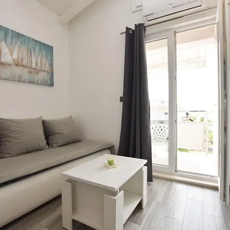Zorana Apartamento