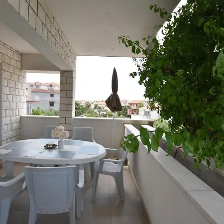 Zorana Apartamento *