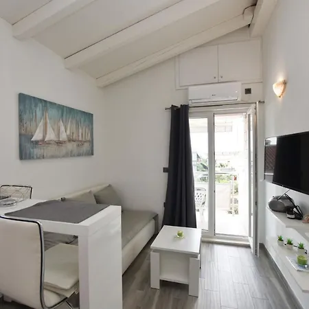 Zorana Apartamento Rogoznica (Sibenik-Knin)