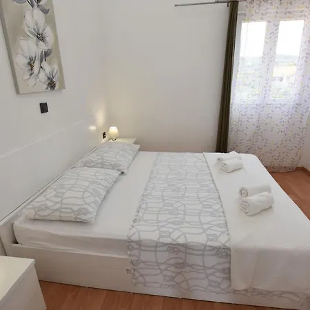 Apartamento Zorana Rogoznica (Sibenik-Knin)