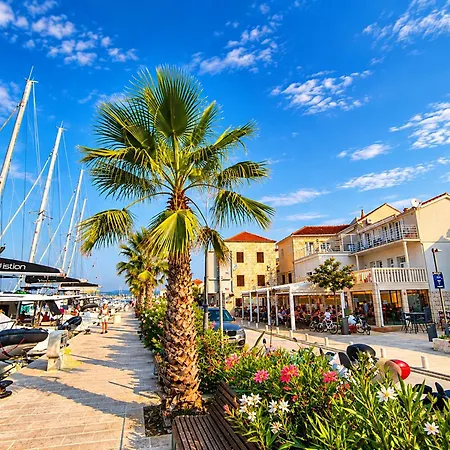 Zorana Rogoznica (Sibenik-Knin)