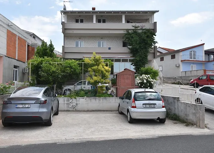 Daire Zorana Rogoznica (Sibenik-Knin)